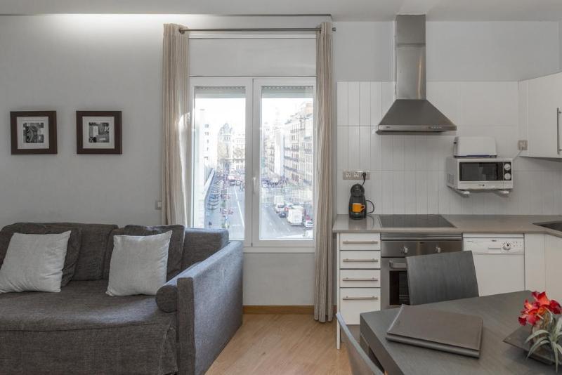 Amister Apartments Барселона Экстерьер фото