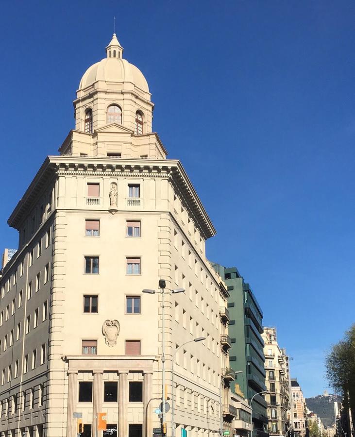Amister Apartments Барселона Экстерьер фото